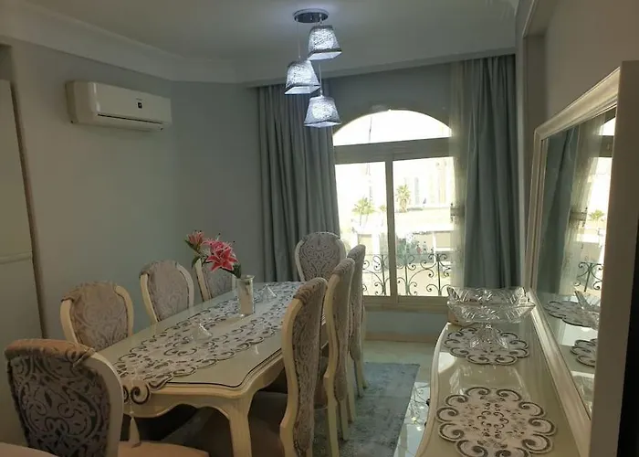 3Bedroom Apt. Central New Cairo
